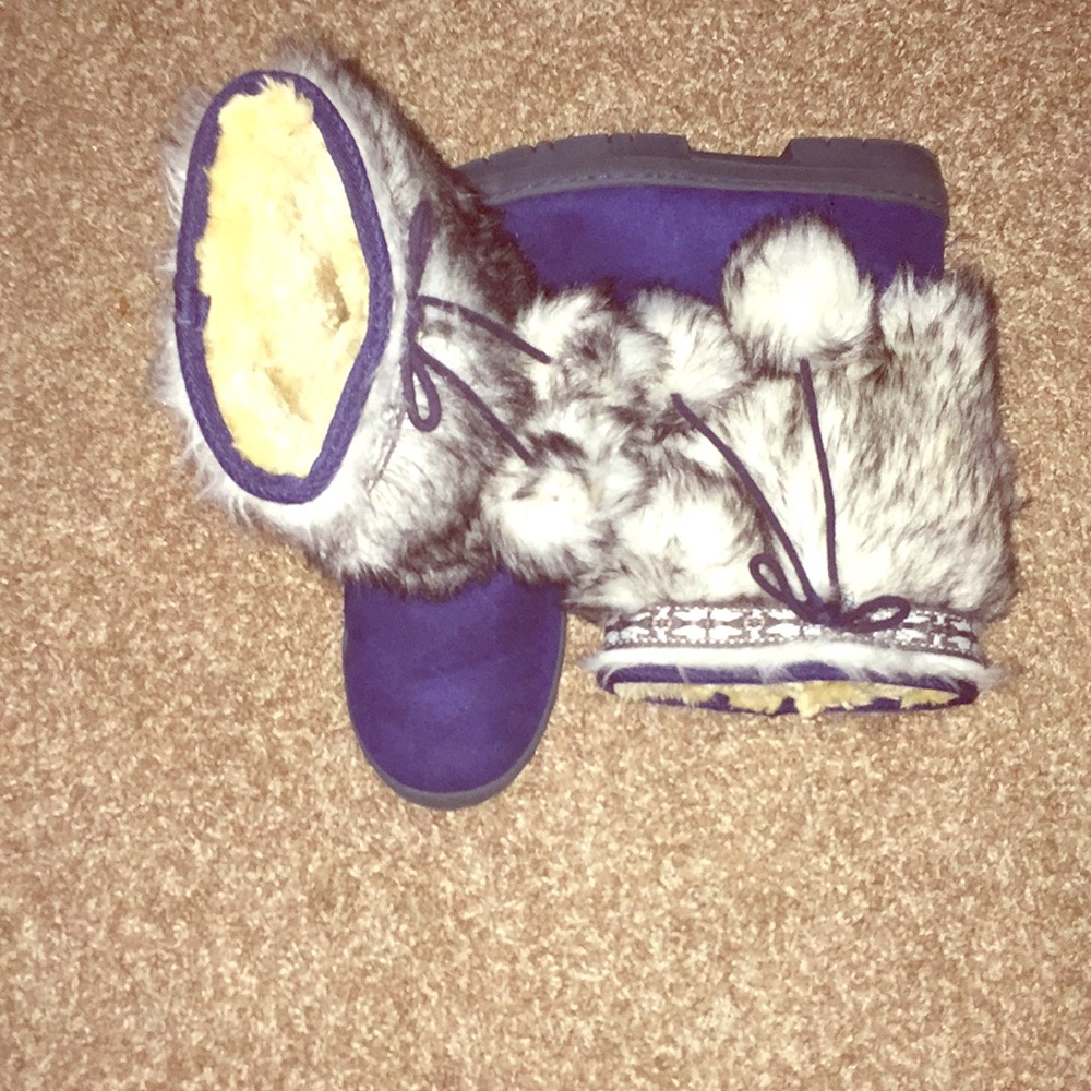 Fury boots